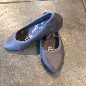Grey Ballet Flats